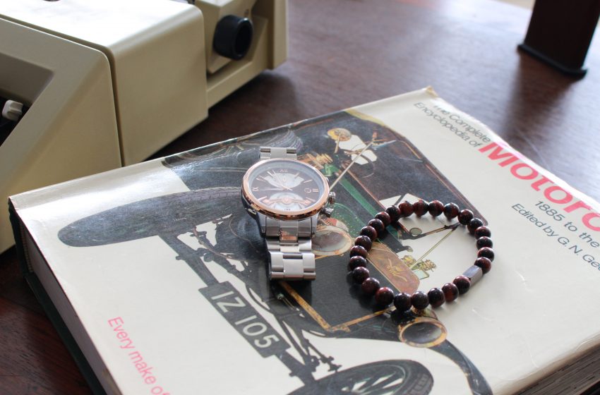  Como combinar relógios masculinos com pulseiras? 5 dicas fundamentais para não errar!